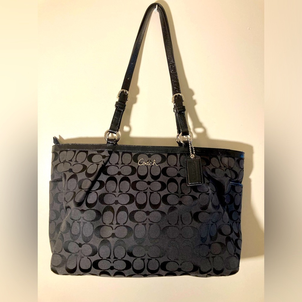 Coach black signature SHOULDERBAG  tote F17725 - Picture 2 of 12